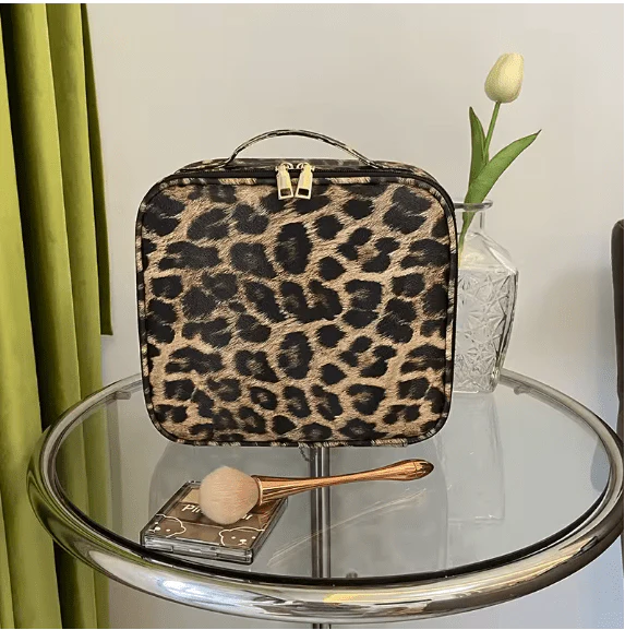 Jioney - Leopard Print Cosmetic Case